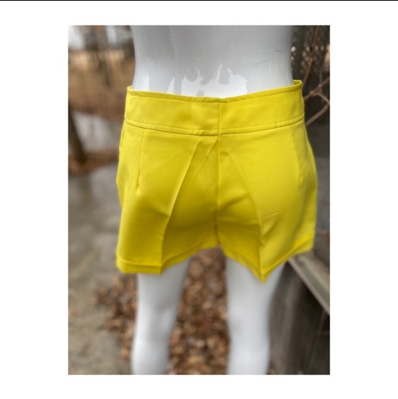 1970s Polyester High Waist Shorts Sunshine Yellow - Picture 3 of 3